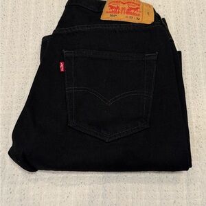 Levi's Men's Dark Black Straight Jeans
